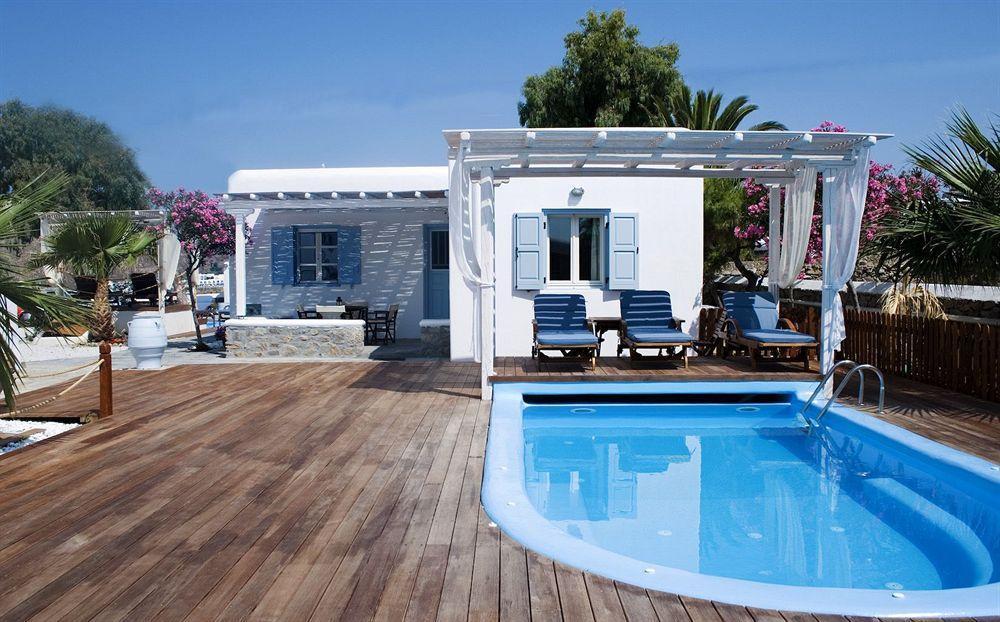 Zephyros Aparthotel